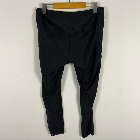 💕 Under armour cropped Black Compression Leggings L - Picture 3 of 8